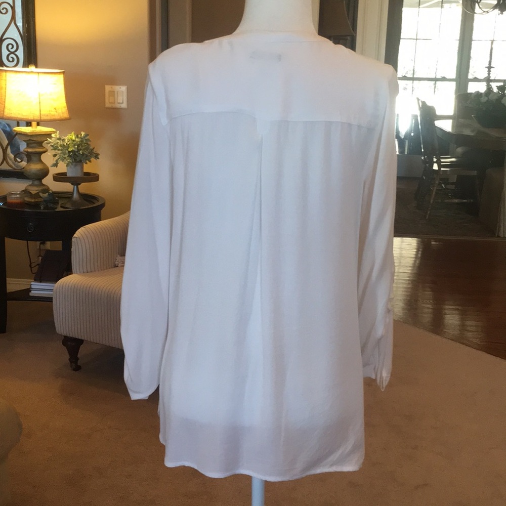 Cupio White Blouse in Medium - Picture 8 of 12